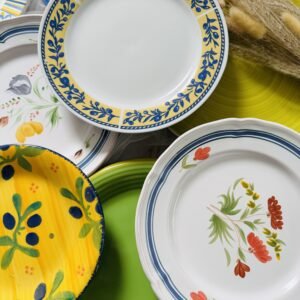 Assiettes plates DOLCE VITA 23-27 cm en location pour événements, mariages et réceptions.