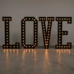 lettres love lumineux, LOVE lumineux en bois